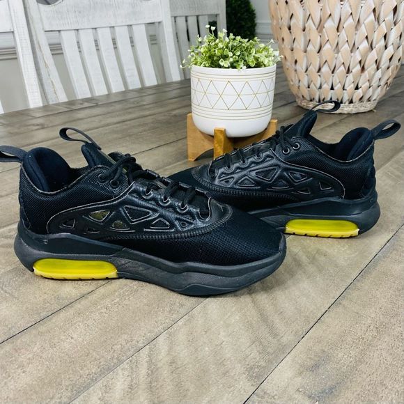 🚨‼️Final Sale‼️Nike Jordan Air Max 200 XX Black Dynamic Yellow Sneakers 6 - Picture 6 of 7